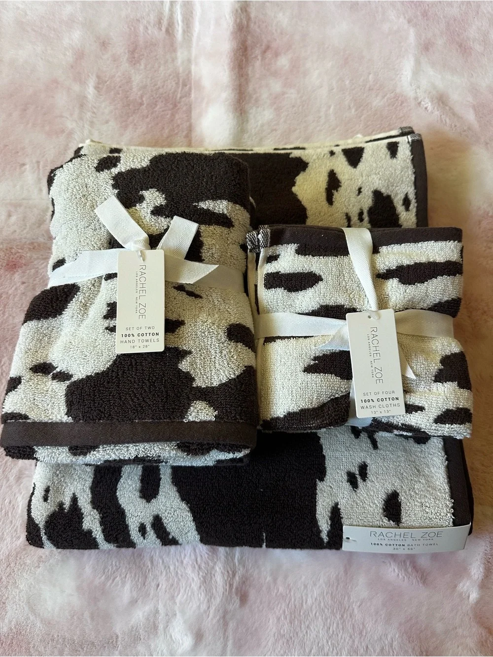 Cow Print 7-Piece Towel Set - Rachel Zoe NWT - 1 Bath, 2 Hand, 4 Wash Cloths